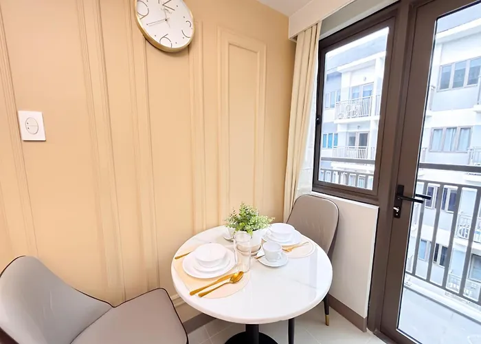 An Elegant Cozy At S Residences & Netflix I S Res 1214 Apartment *