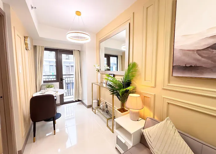 An Elegant Cozy At S Residences & Netflix I S Res 1214 Apartment *