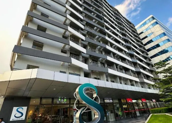 An Elegant Cozy At S Residences & Netflix I S Res 1214 Apartment